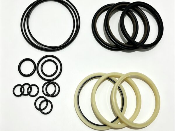 C61011 Hydraulic Breaker Seal Kit for SOOSAN SB121 Rock Hammer Repair Oil Seal Kit
